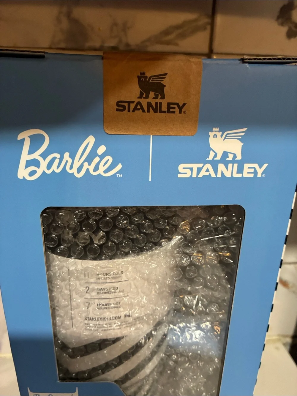 Stanley x Barbie 1959 Original Quencher 40oz Tumbler theme collector box
